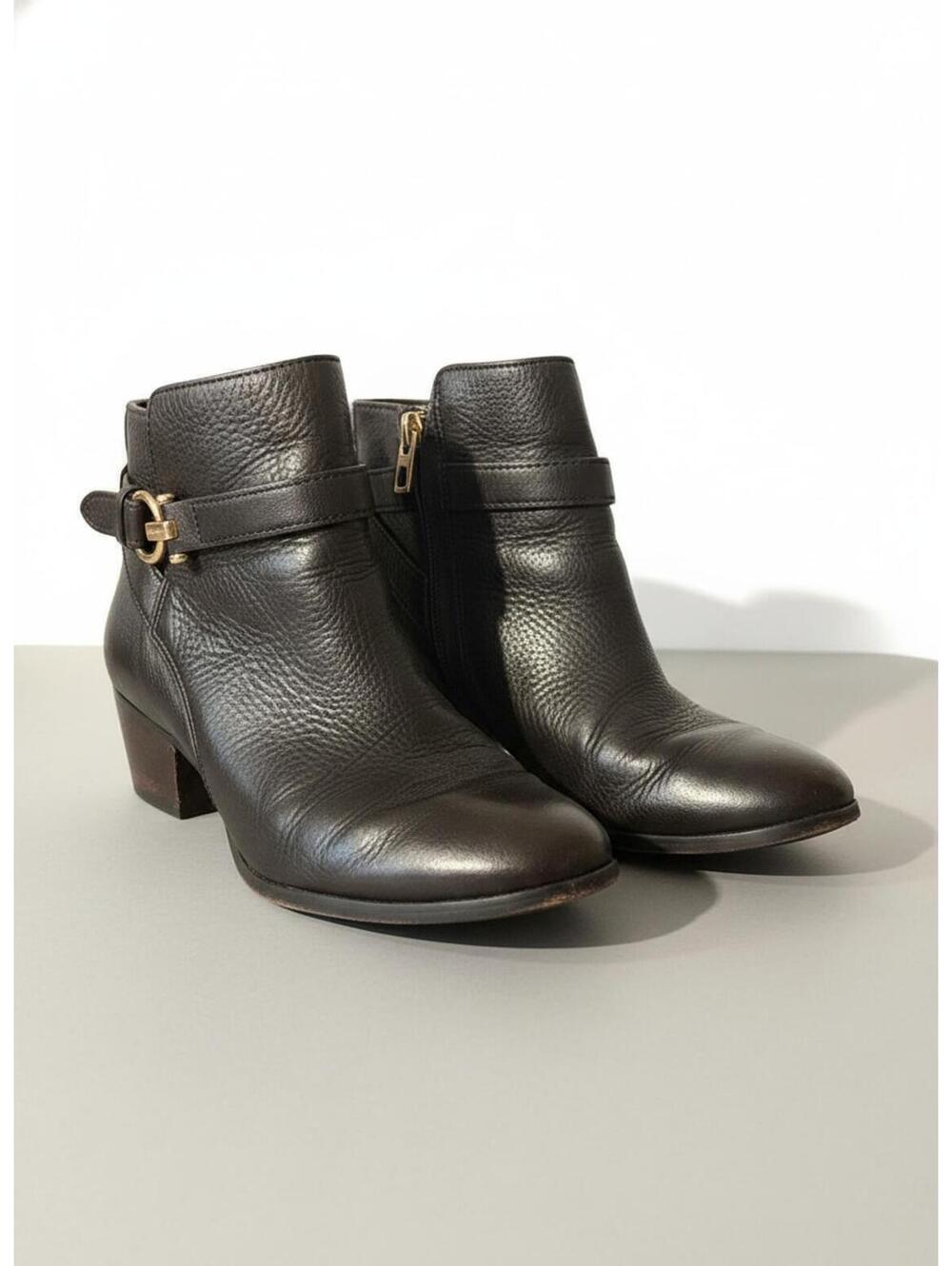 Coach Paulina Brown Leather Ankle Boots with Gold Hardware and Side Zip Size 6.5